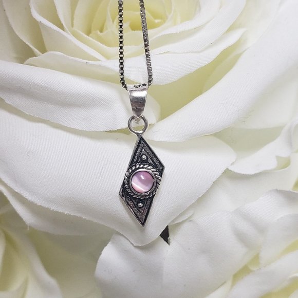 Rose Quartz Delicate Vintage Pendant Necklace in 925 Silver - Picture 2 of 4